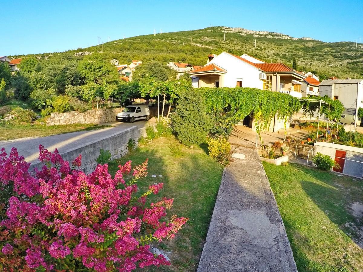 Apartman Spirto Trebinje Exterior foto